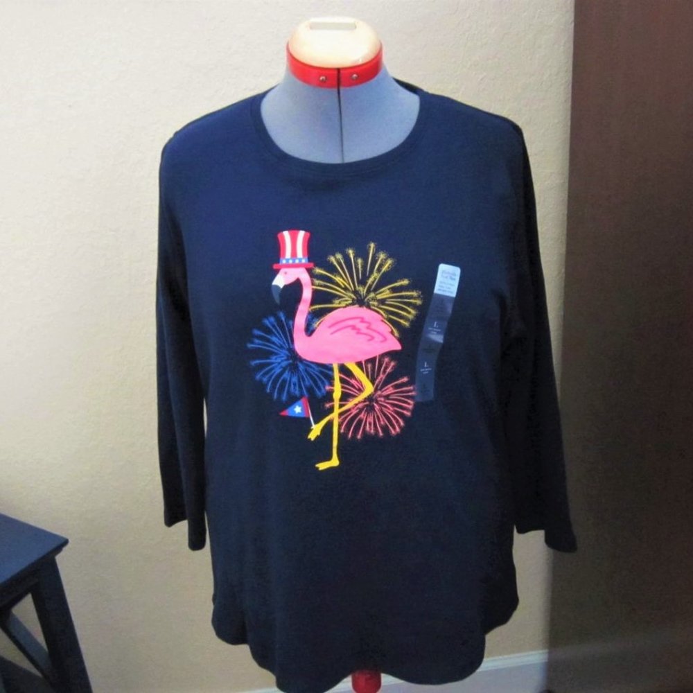Flamingo Patriotic T-Shirt w/Fireworks Background--Navy--Size S--NWT